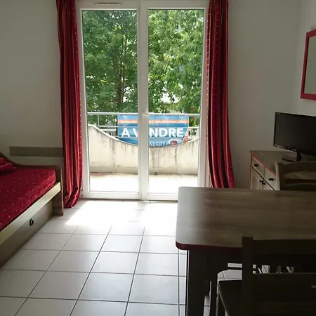 Entre Aubrac Et Vallee Du Lot Apartment *