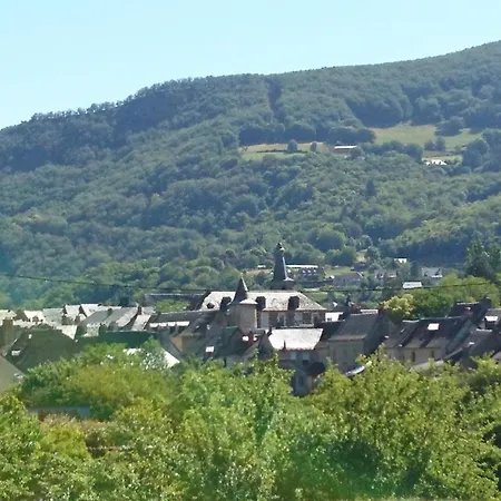 Apartment Entre Aubrac Et Vallee Du Lot