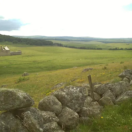 Apartment Entre Aubrac Et Vallee Du Lot